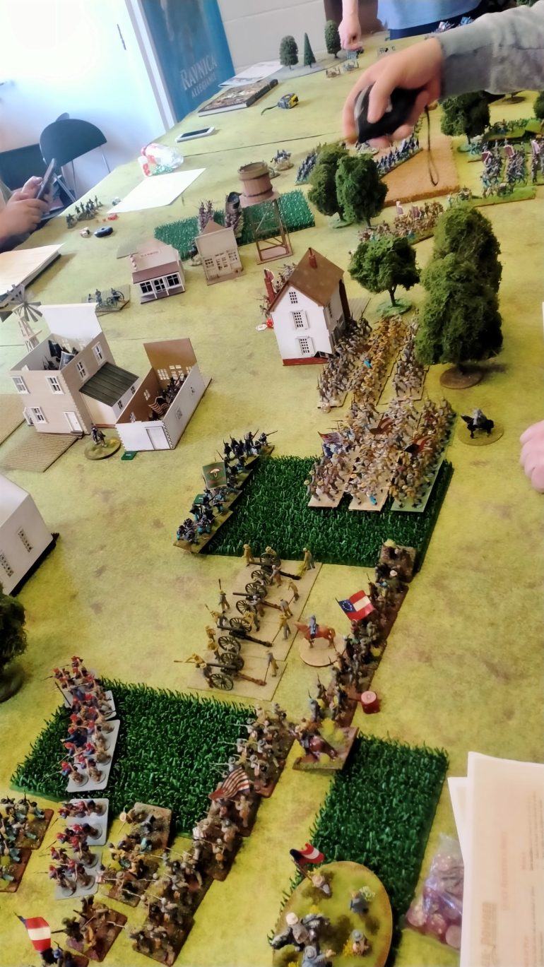 Confederate formations advance to engage the enemy