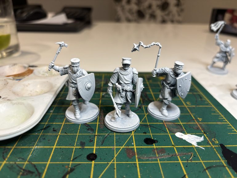 After the first colour, Bony Matter went on I thought it looked a little stark so I blended it down with a heavy drybrush of Mummy Robes.