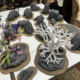 Building the armatures and carving rocks