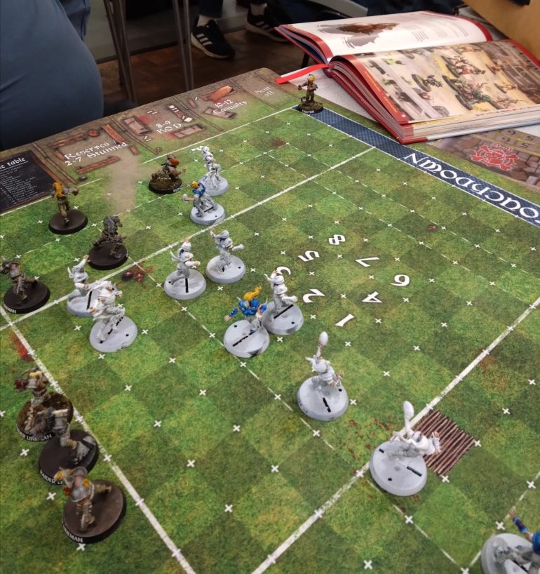 Then round 2 in the 2nd half Freya was at it again and scored in the corner. 2-1.