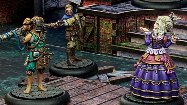 Dive Into Carnevale’s Brand New Plastic Starter Set!