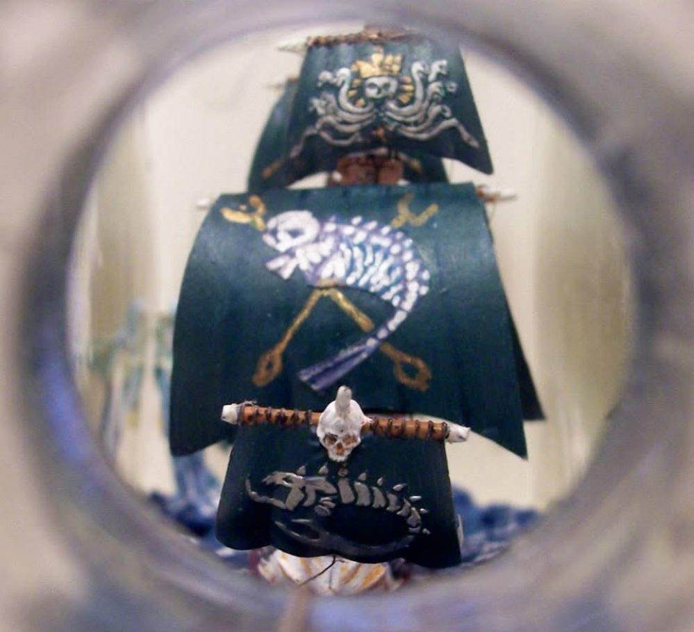 Putting Dreadfleet ships in a bottle