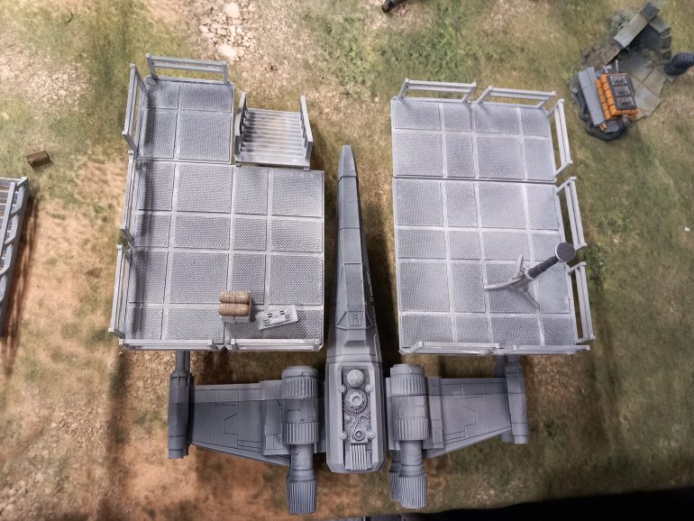 I've had a few days off work so I printed this yesterday and painted it up today.. another print from tellus wargames. The Fighter comes with the platform which is handy for all sorts of games