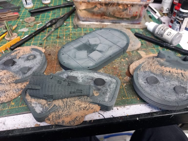 I'd already printed the bottles from the cola cars kit so it didn't take long to finish this set. The cola cars is an interior setting for a dodgems ride.