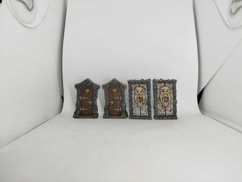 4 doors, 2 from each box