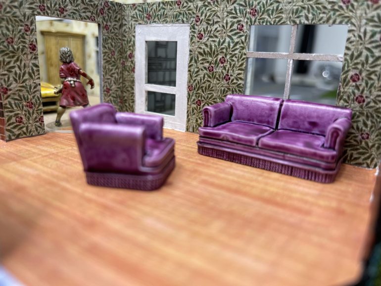 Glynis is so unimpressed she's gone back to the bee bedroom.