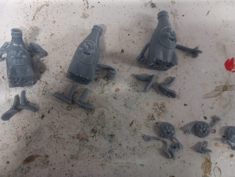 To complete my nukatown USA table I've printed off a few more bits. I started with bottle and cappy mascots that work for every zone