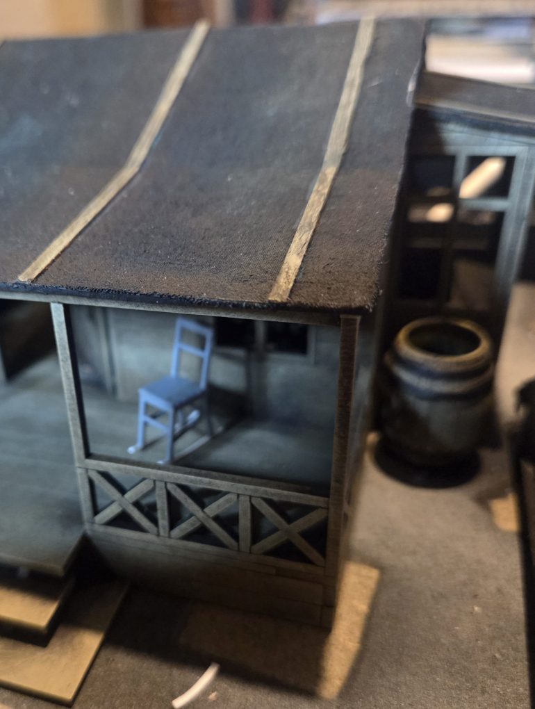 Finally i cut down a piece of thin plastic to make the braces hust above the rocker.