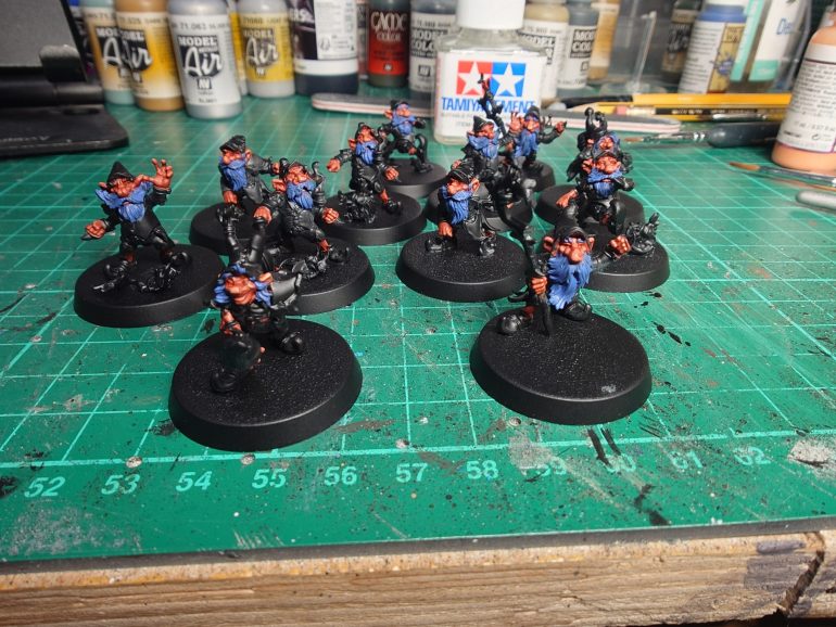 The flesh is done, which I used Cavalry Brown and Dwarf Flesh from Vallejo. Then came the base coat of Army painter Ultra Marine blue. 