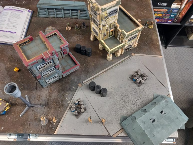 After seeing off the local thugs captain Ka was approached by a local merchant who was having problems with some reprogrammed security droids. Instead of guarding his docking bay they have started firing on anyone who comes near. Force few credits ka and the crew head to the bay to 