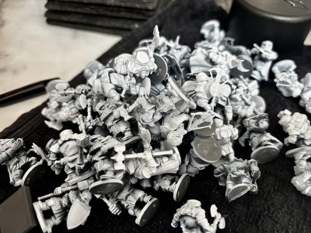 A sh*tload of Dwarves!