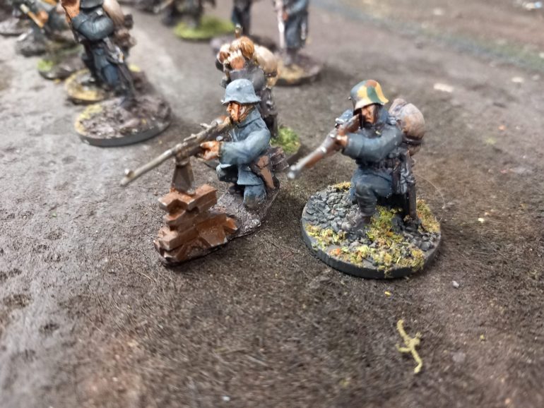 Anti tank rifle. The Germans have some interesting specialist units. Interesting that the German list doesn't include cavalry unlike French and British 