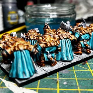 A sh*tload of Dwarves!
