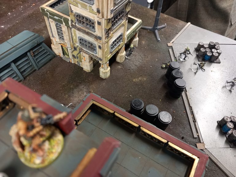 Laras commanding view of the port gives the scum little place to hide.