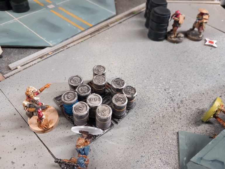 Despite Weedo and krig being shot down they had reached their objectives. Or ka gad to do was reach lara and morins. He was the last nan standing but after laying down some shots to keep the mimban raiders heads down ka secured ghe objective 