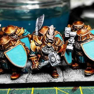 A sh*tload of Dwarves!