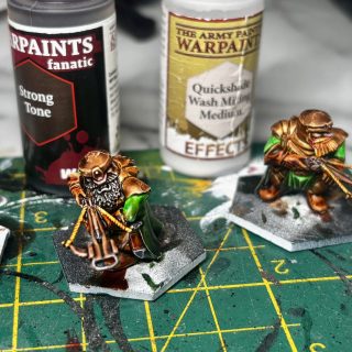 A sh*tload of Dwarves!