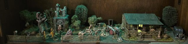 My display shelf is getting rather full. With the next completed models I will have to split the models between two shelves.