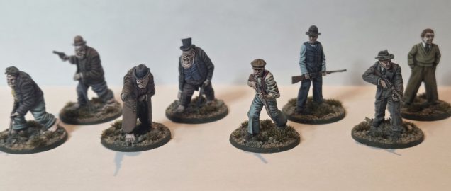 Seemed to take forever today, i am really slowing down in my old age, but have now painted half of what I have to paint over two days. So hopefully finished Tuesday.