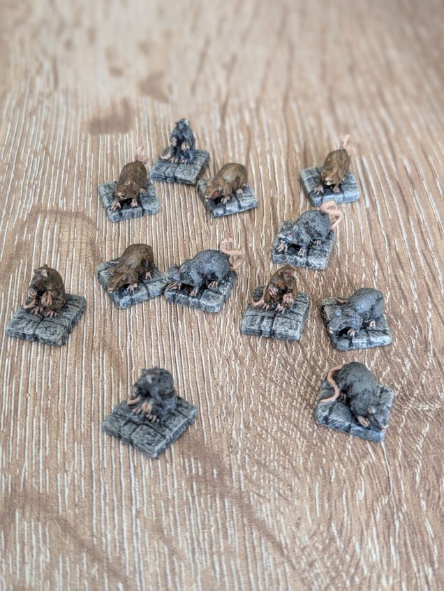 Another Ebay purchase for Giant Rats - this time from Reaper I believe. 