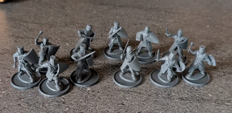 Knights who have lost their horses armed with either swords or maces