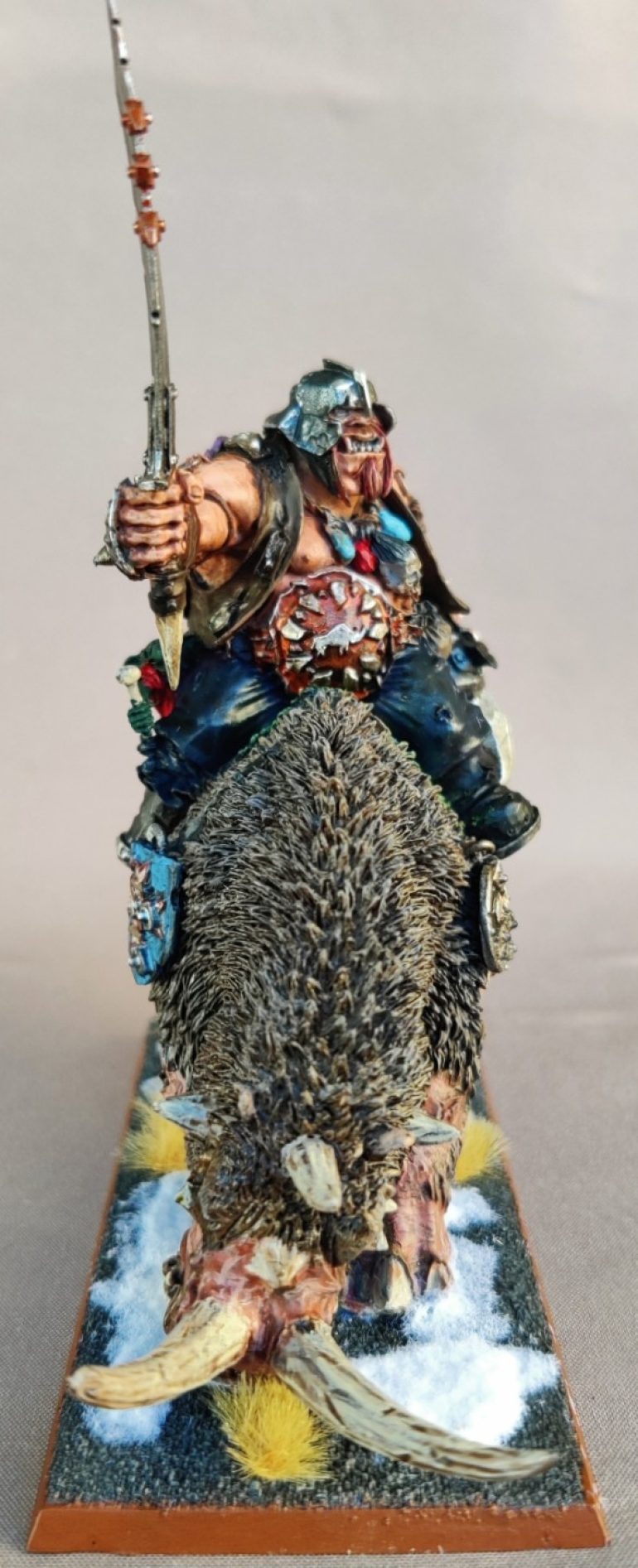 Mournfang cavalry captain