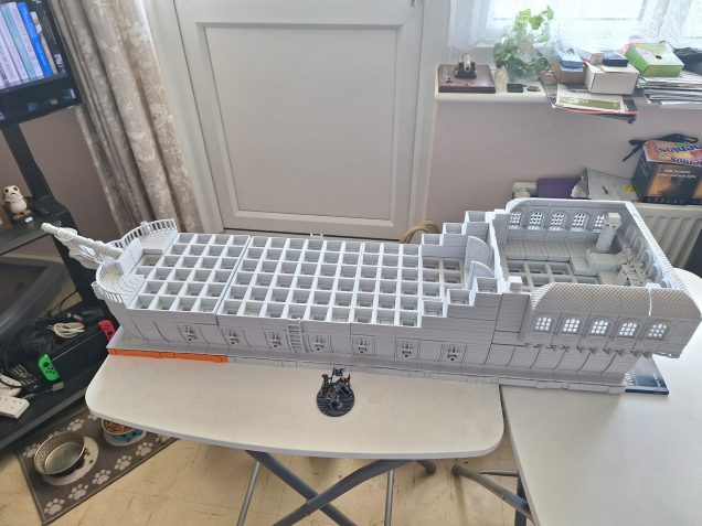 Work starts on the main deck which includes the captains cabin. After the base grid each extra floor is supported on a much thicker grid that not only has spaces for the blocks that sit on top of it but also the key blocks from the level below that stop it from sliding off. Also smaller floor grids are used to support the stairs that will follow.