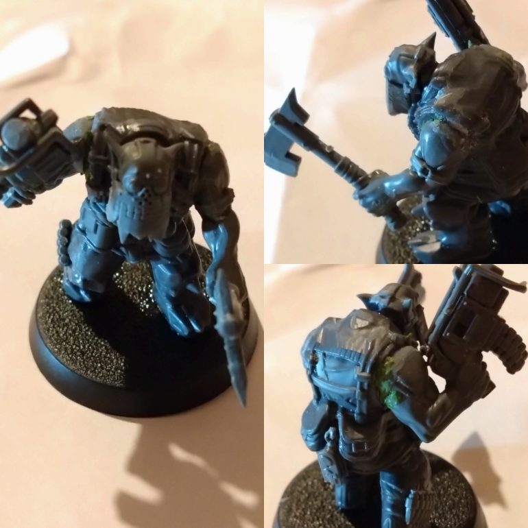 I built all the specialists with the GW parts and then began building the Kommando Boyz with the Mantic bodies. 