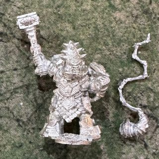 Abyssal Dwarfs: Converting Golekh Skinflayer