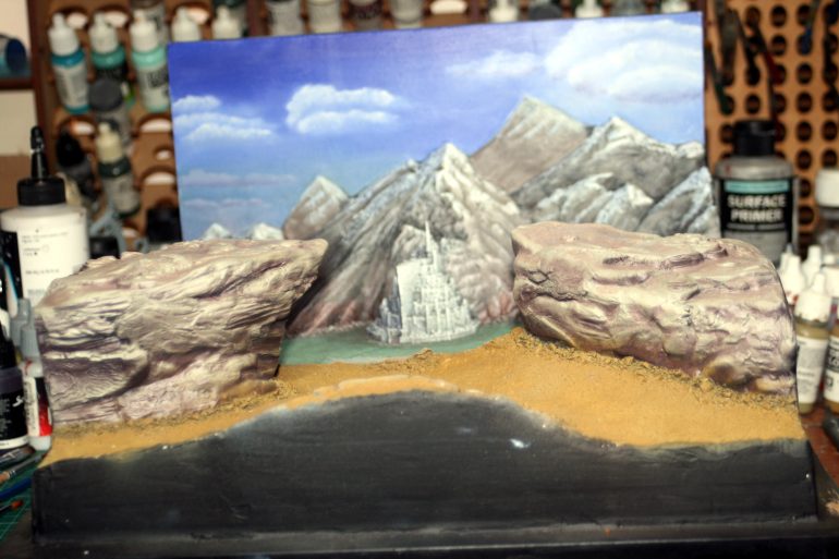 Adding mid-tones with oil paints - because it is easier and I don't hate myself!