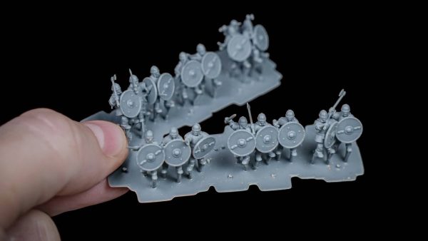 The Lazy Forger Gets Distracted From Tiny Sci-Fi By Historical Vikings!