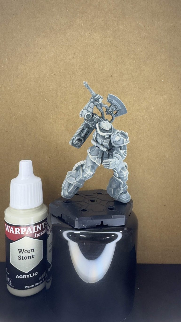 Worn Stone makes a nice drybrush over the grey.