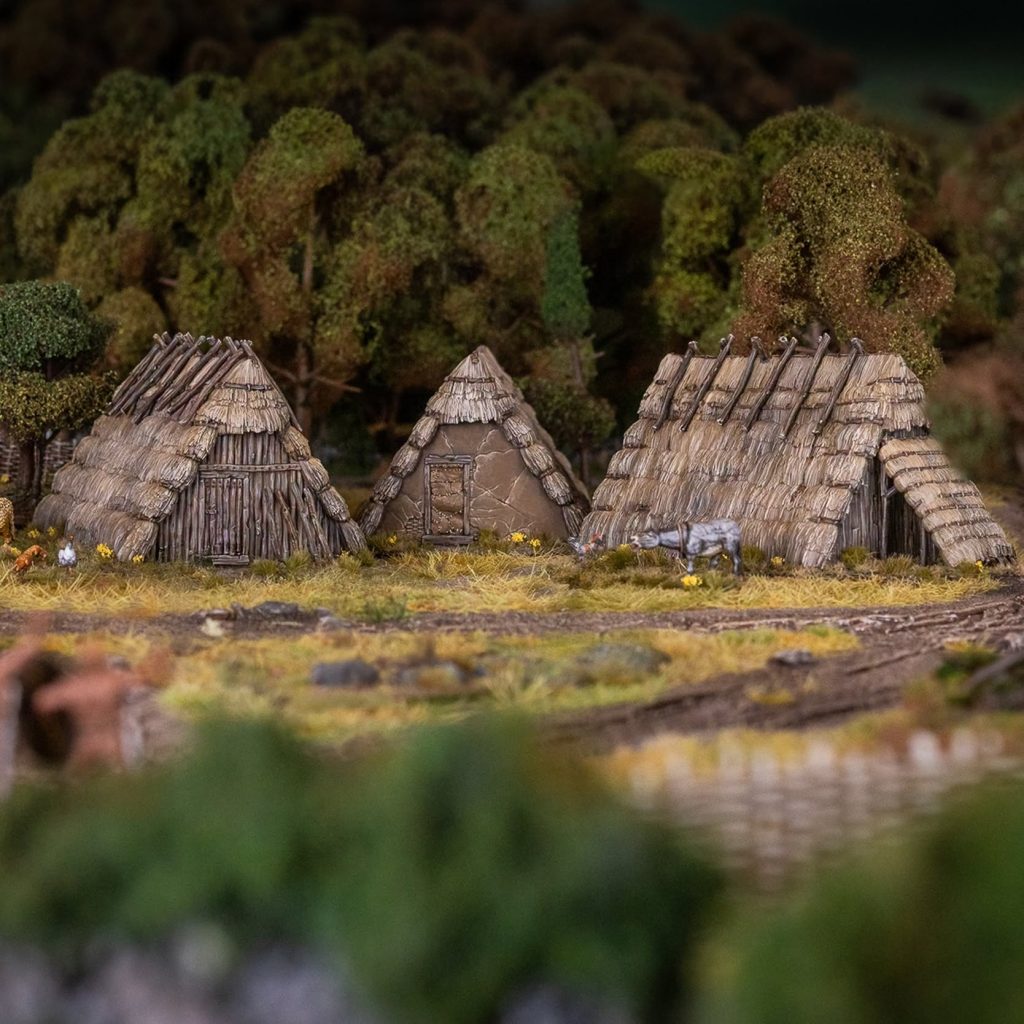 Dark Age Huts #2 - Victrix Miniatures N
