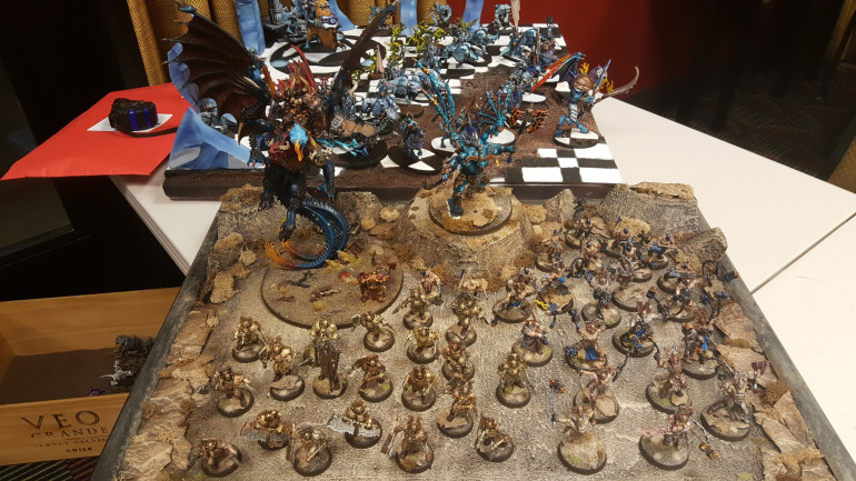 Khorne & Tzeentch Combine In Blue For Unique Mashup