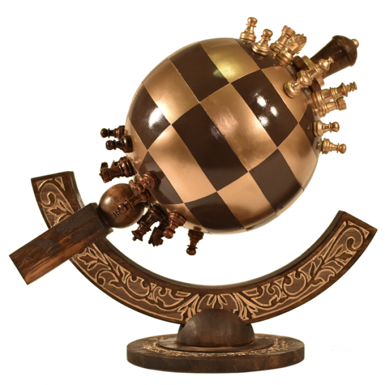 Globe Chess™ Spherical Chess Set