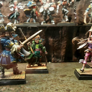 Arrrrrrrrh! There Be Lovely Painted Minis in the CMON Cases