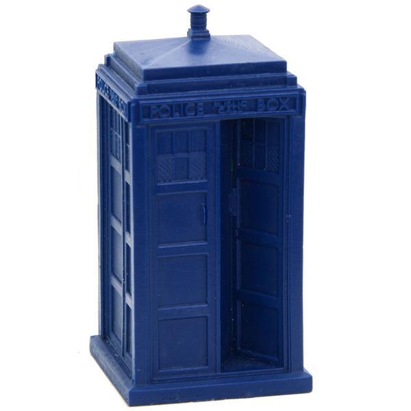 605110001-The-Twelfth-Doctors-TARDIS-_open-door_-01-Square_grande