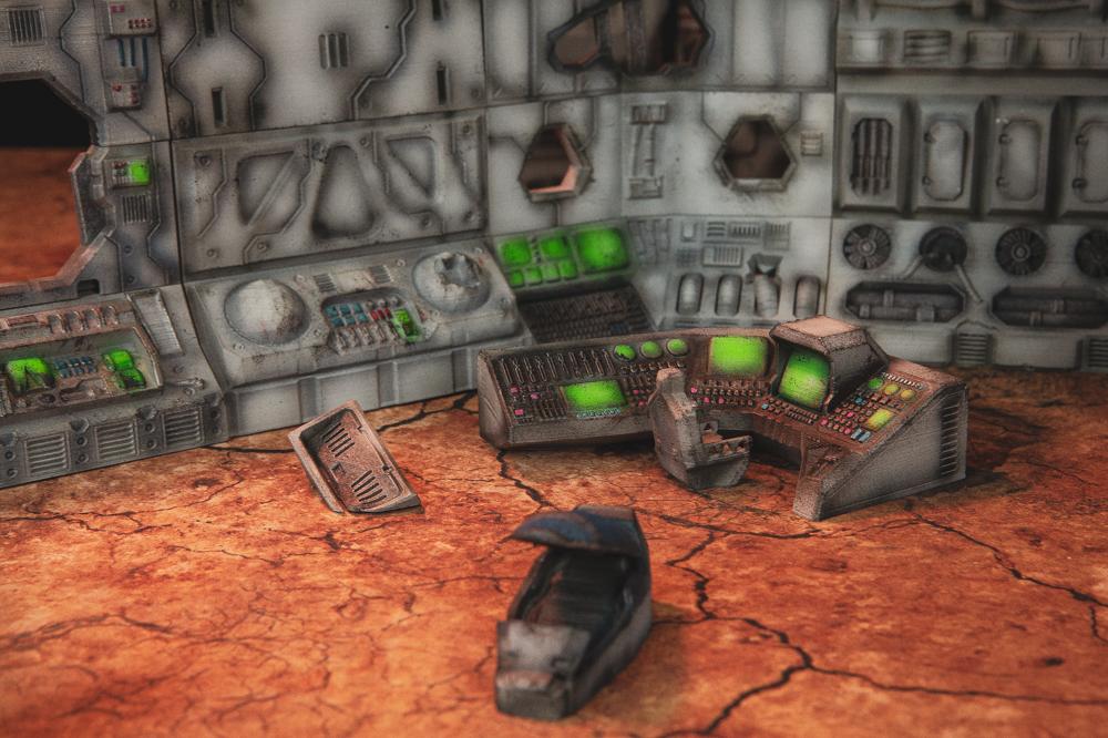 Lost Colony: Spaceship Graveyard - Internals Basics STL - Saucermen Studios