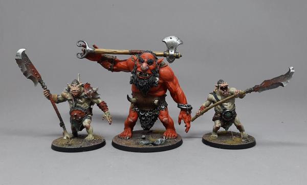 Red Troll & Hunters